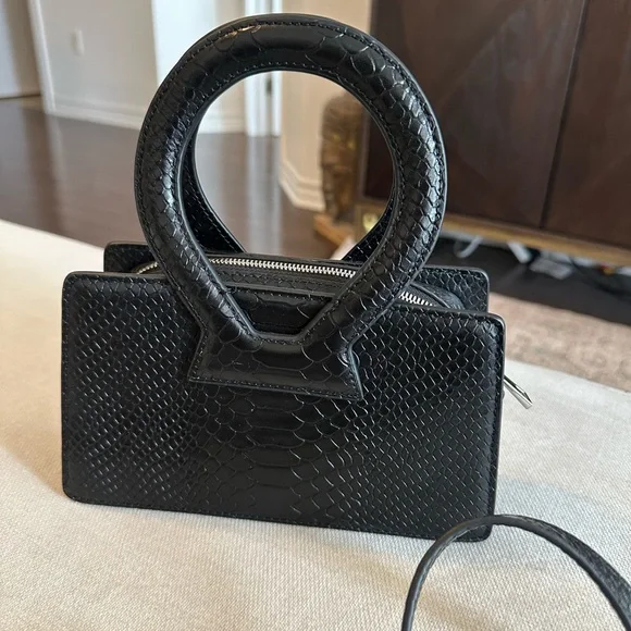 Black Python-Embossed Women's Bag - Picture 3 of 3